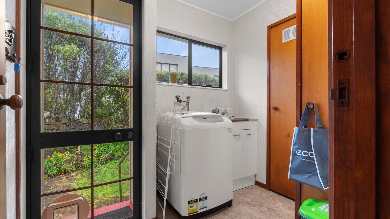 Photo of Others in Mount Eden