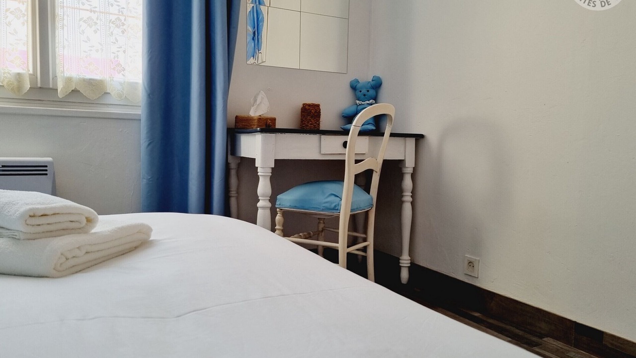Photo of Bedroom in Viels-Maisons