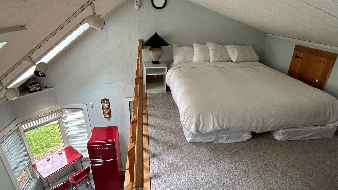 Photo of Bedroom in Wasaga Beach
