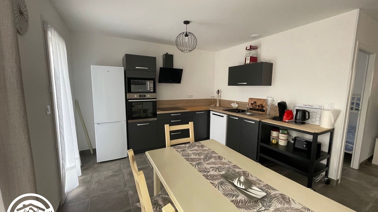 Photo of Kitchen in Saint-Reverend