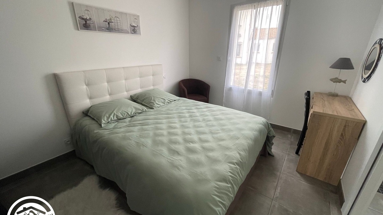 Photo of Bedroom in Saint-Reverend