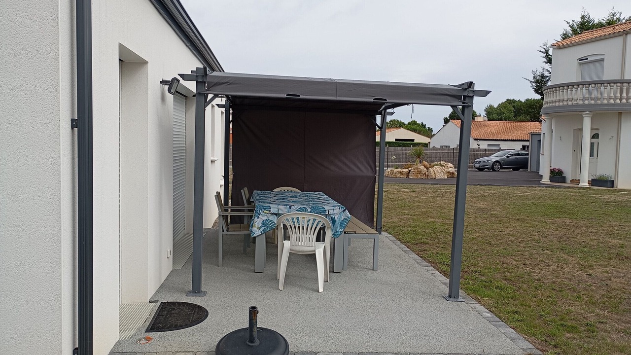 Photo of Outdoor in Saint-Reverend