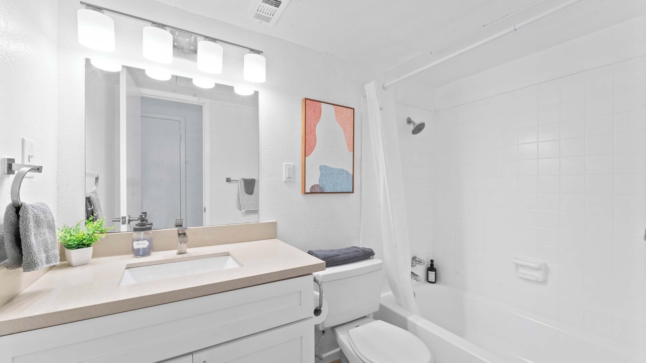 Photo of Bathroom in North University