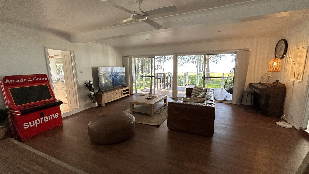 Photo of Livingroom in Killarney Vale