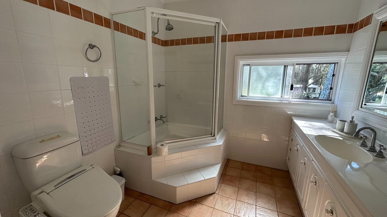 Photo of Bathroom in Killarney Vale