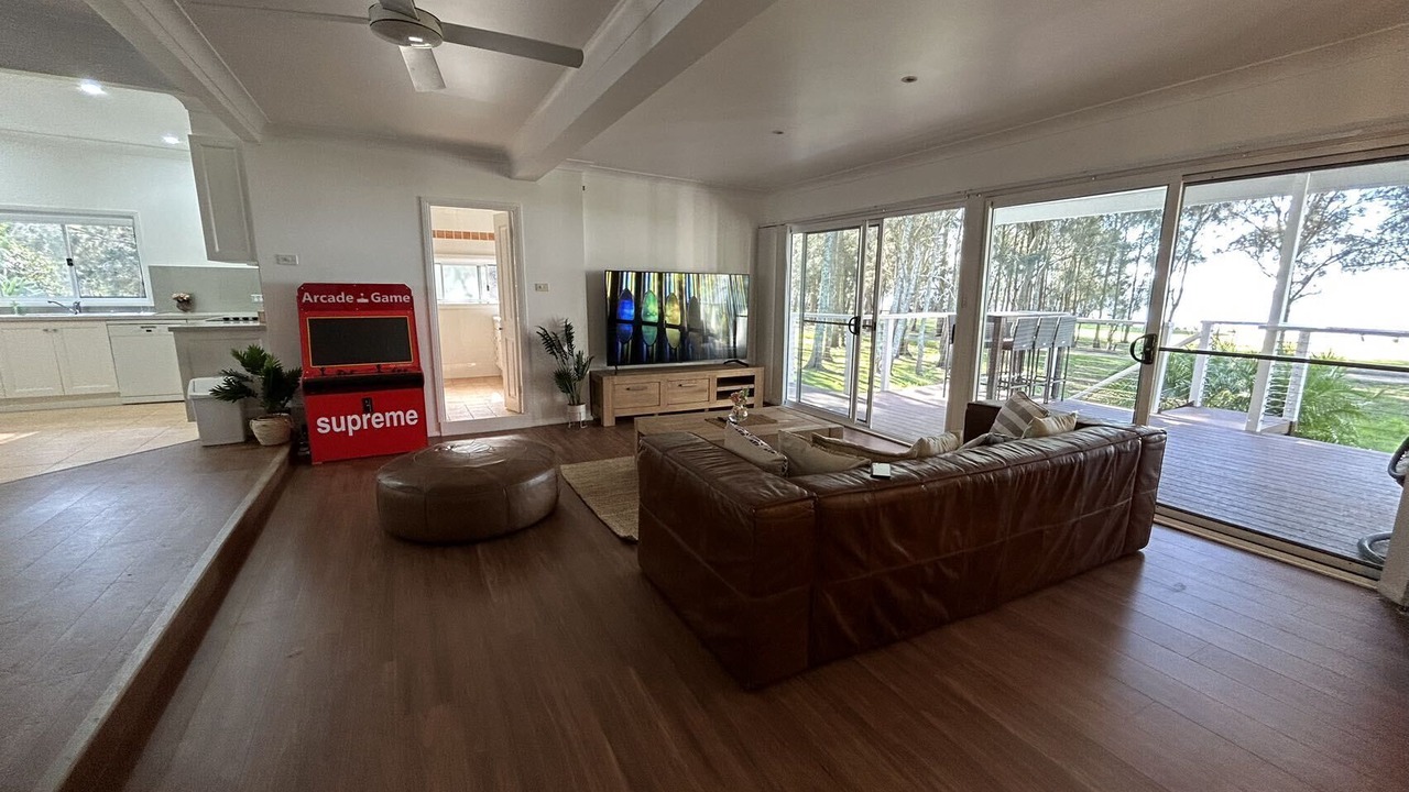 Photo of Livingroom in Killarney Vale