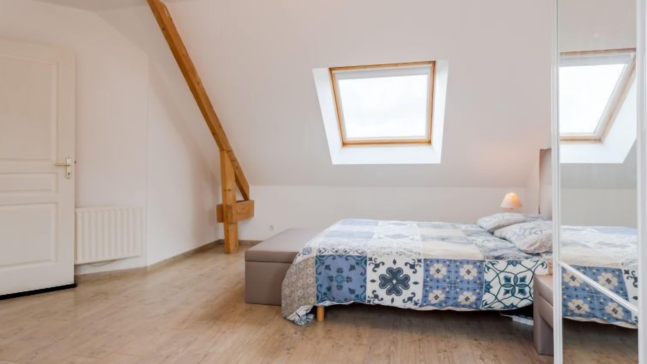 Photo of Others in Hiesville