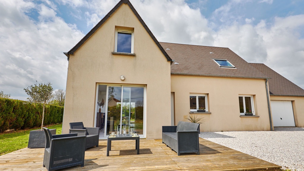 Photo of Others in Hiesville