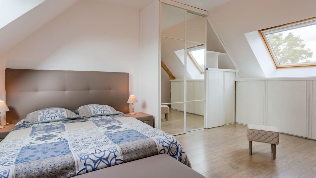 Photo of Others in Hiesville