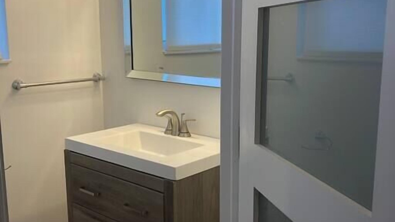 Photo of Bathroom in Port Franks
