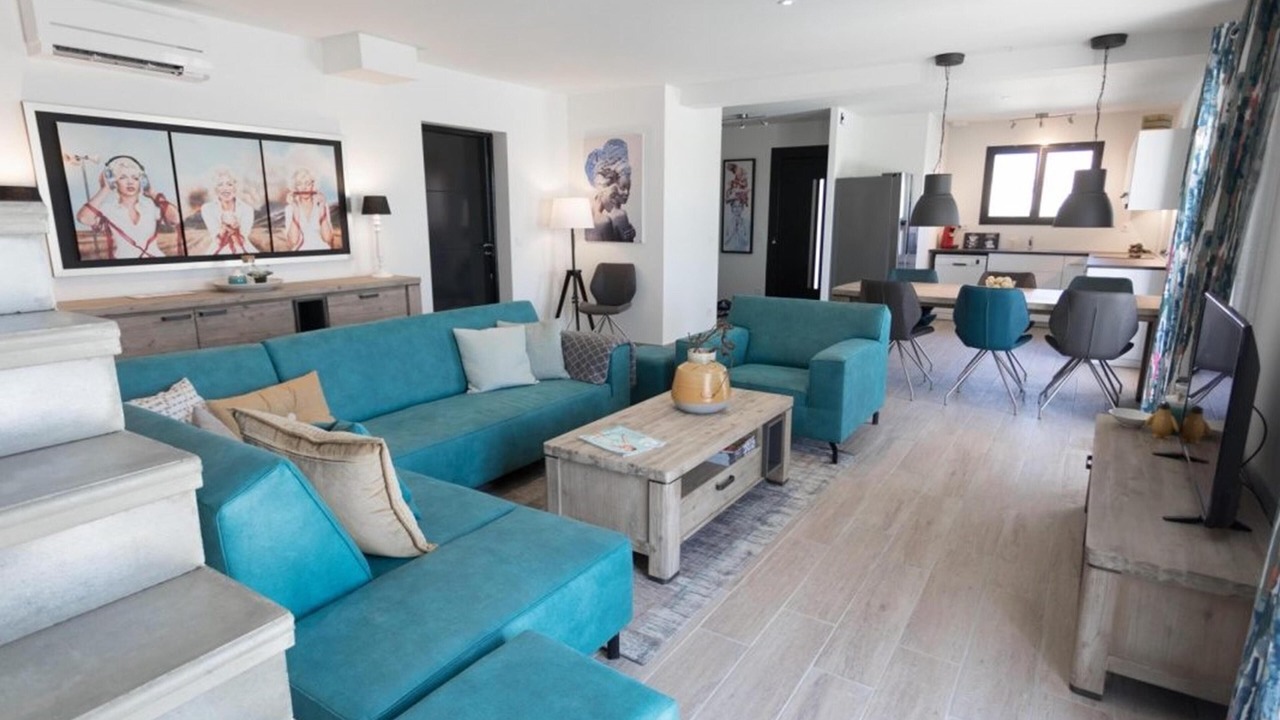 Photo of Livingroom in Aigne