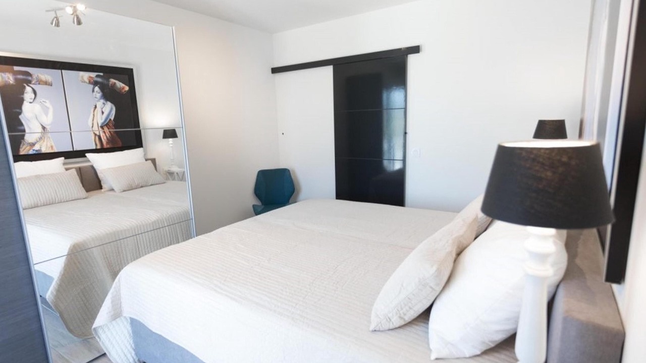 Photo of Others in Aigne