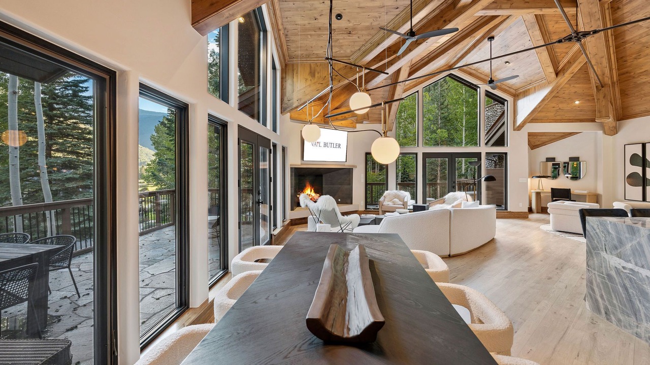 Photo of Livingroom in Vail