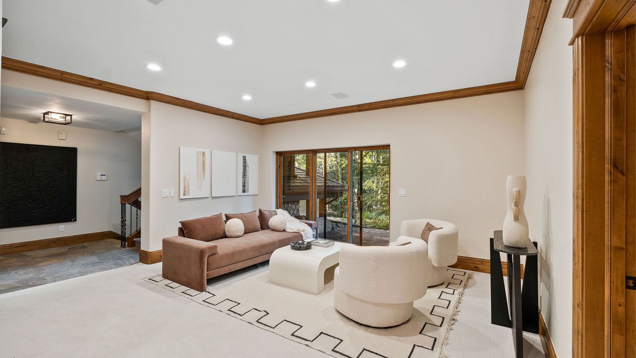 Photo of Livingroom in Vail