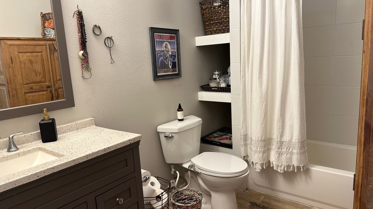 Photo of Bathroom in La Grange