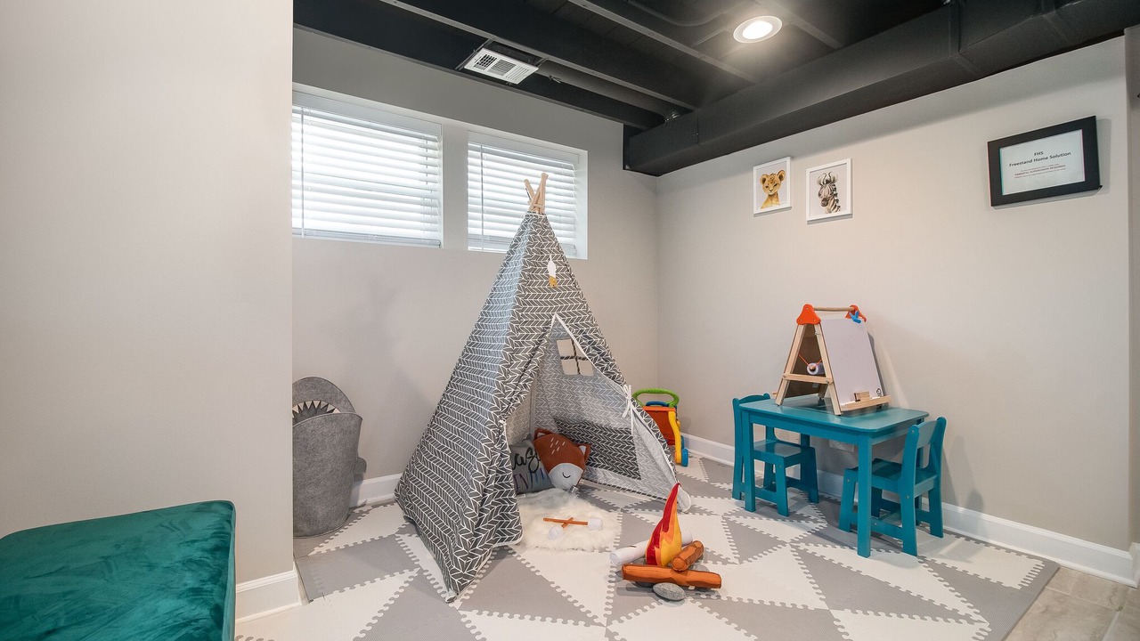 Photo of Others in Summit