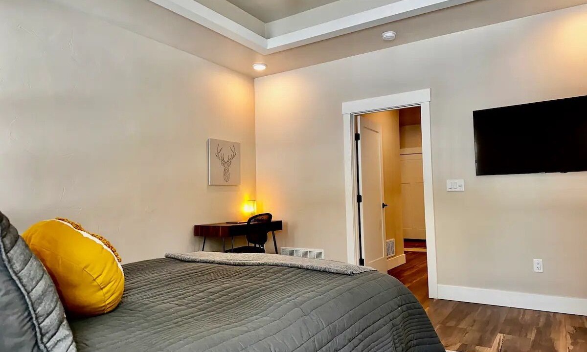Photo of Bedroom in Riverbend
