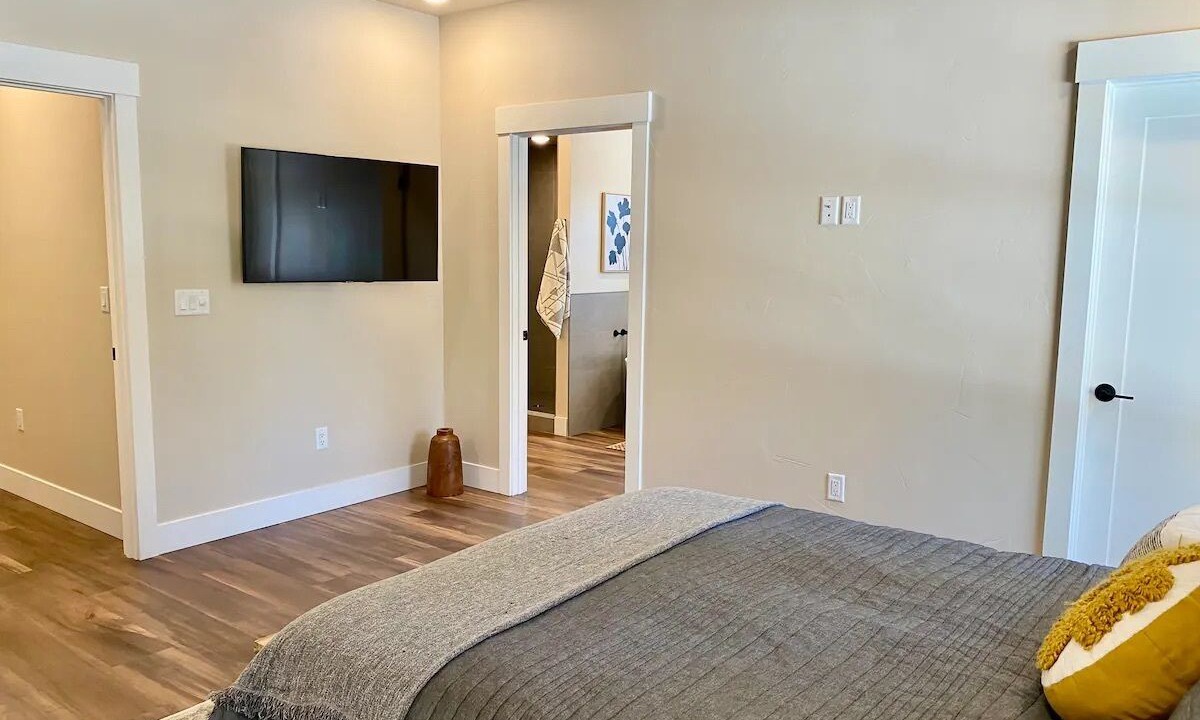Photo of Bedroom in Riverbend