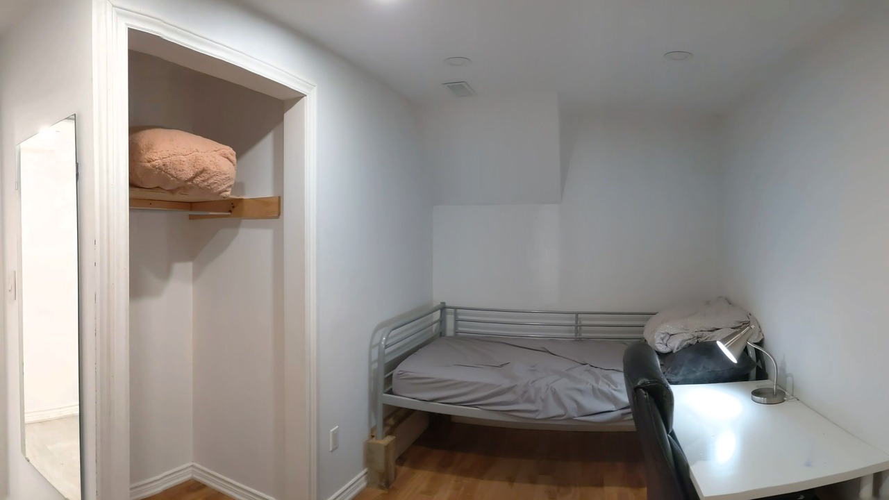 Photo of Bedroom in Richmond Hill