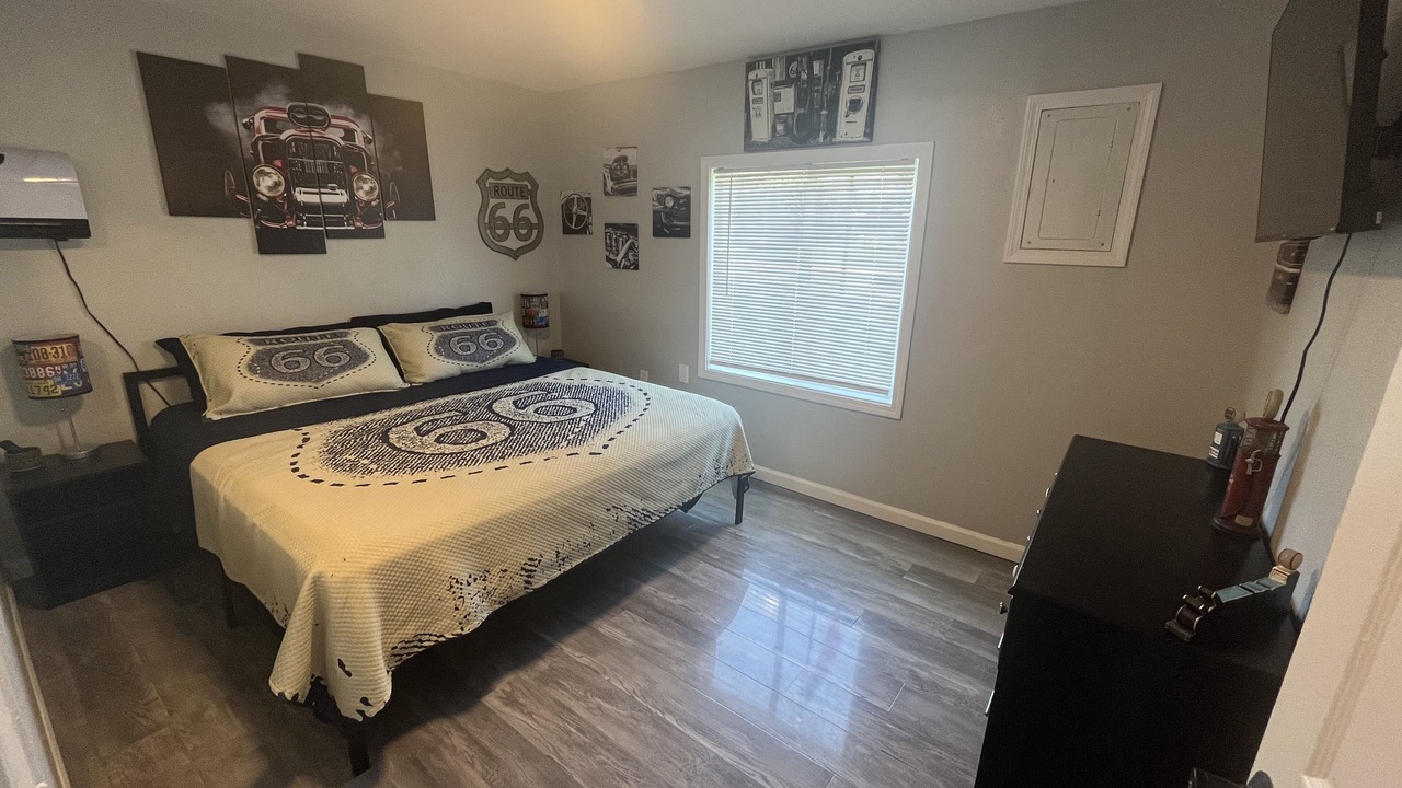 Photo of Bedroom in Elgin