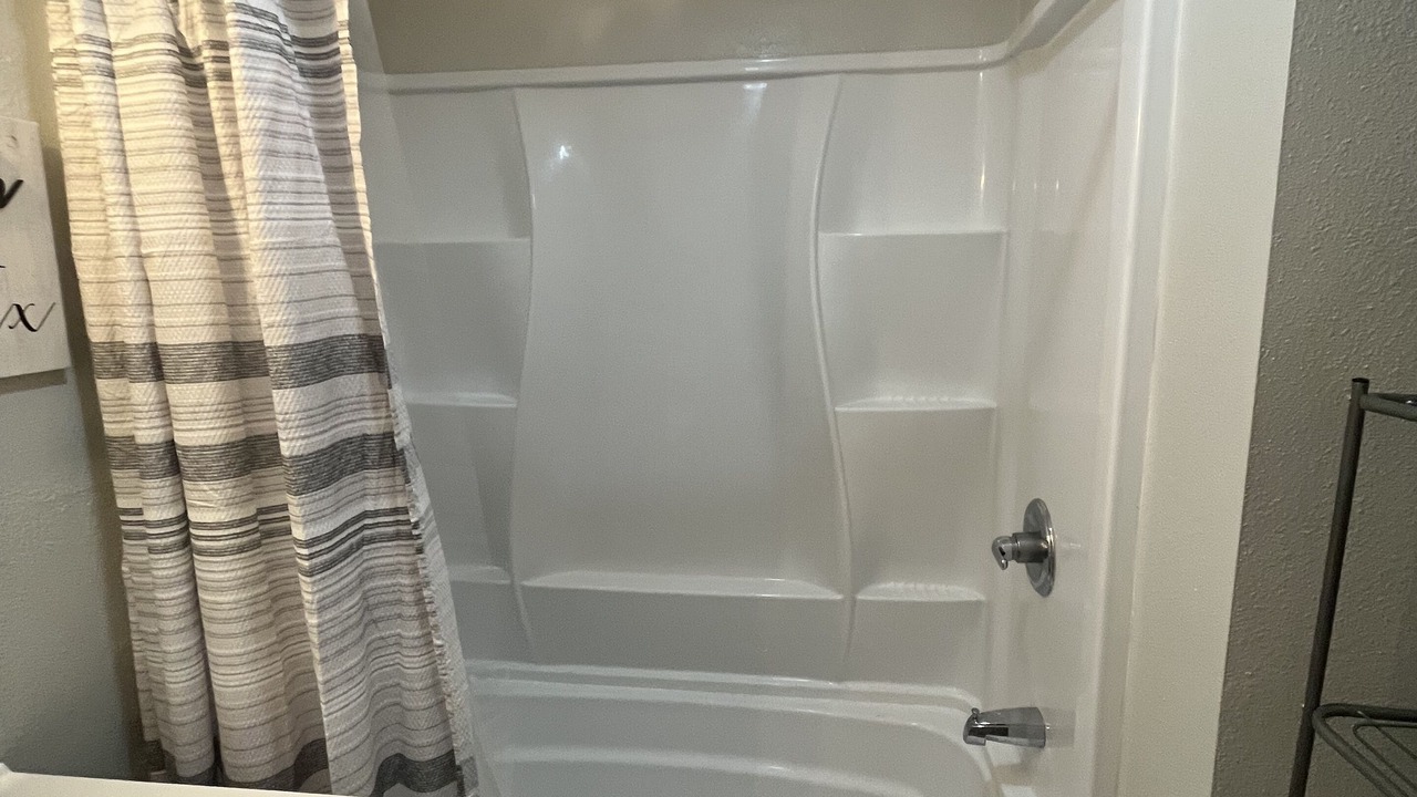 Photo of Bathroom in Elgin