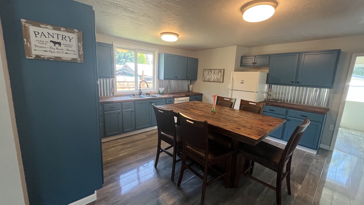 Photo of Others in Elgin