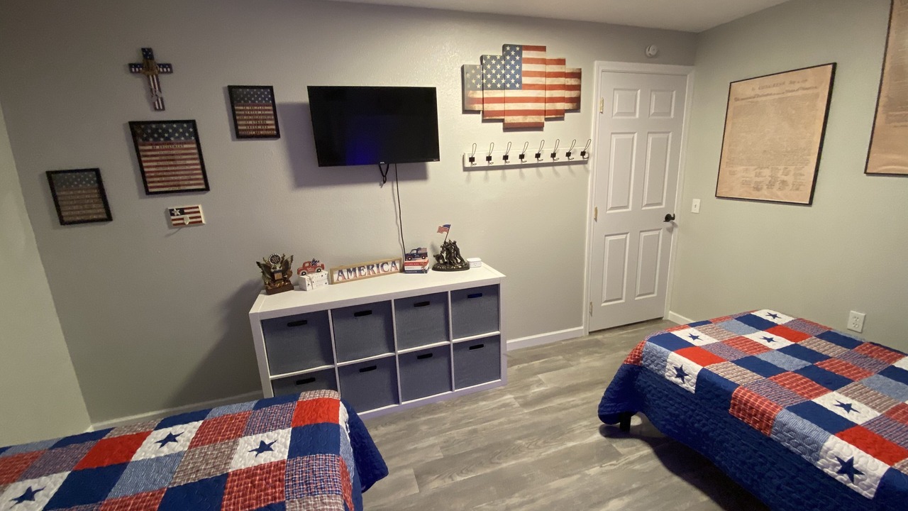 Photo of Bedroom in Elgin