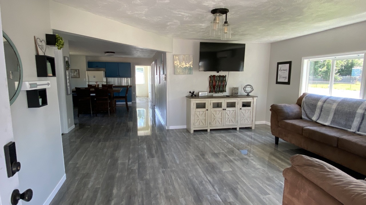 Photo of Livingroom in Elgin