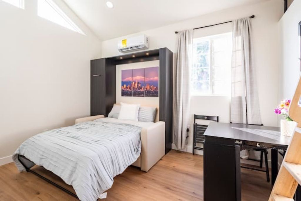 Photo of Bedroom in Downey