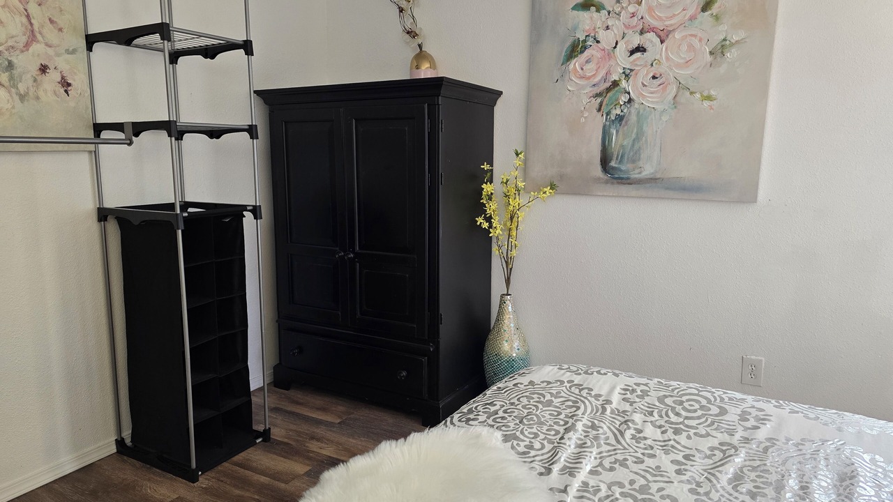 Photo of Bedroom in Abbott Loop