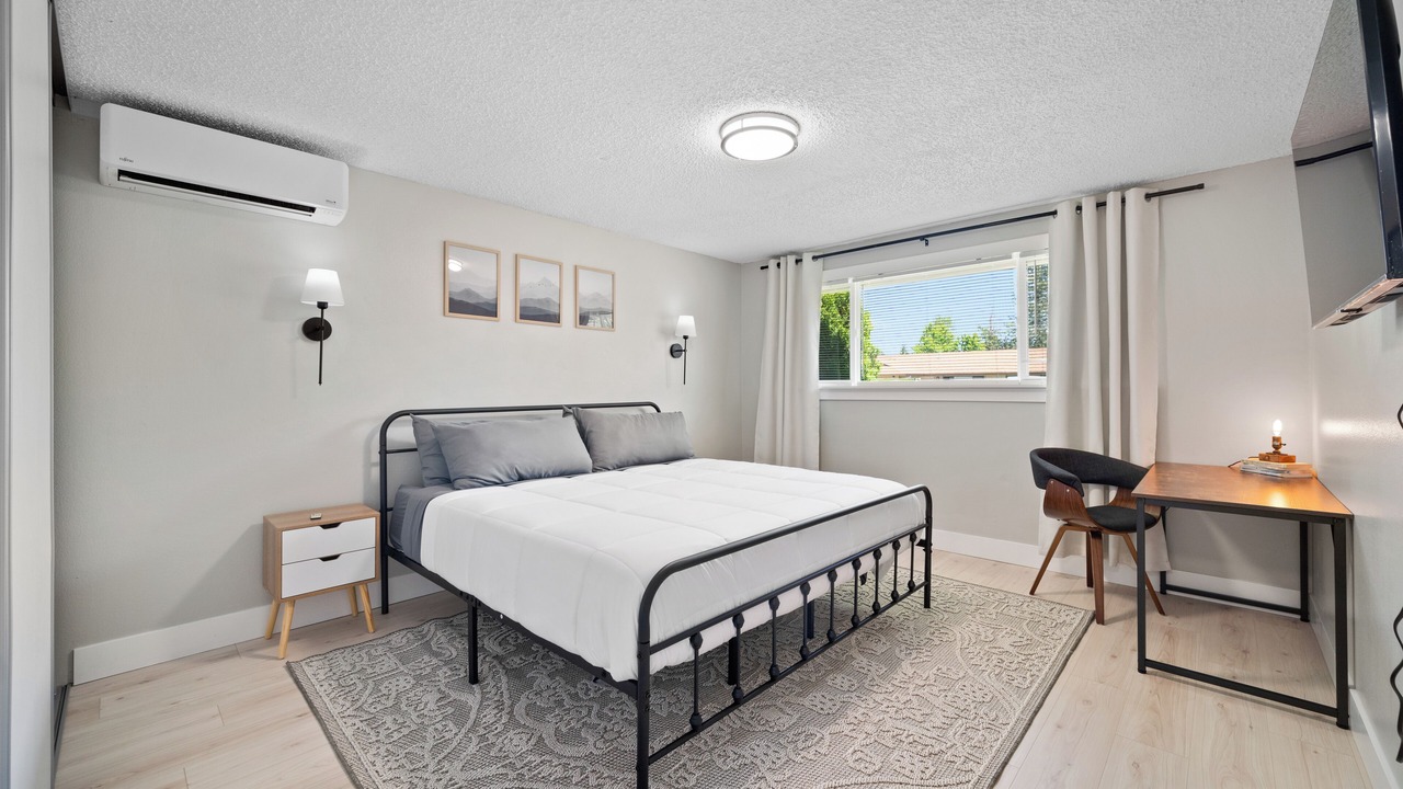 Photo of Bedroom in North Gresham