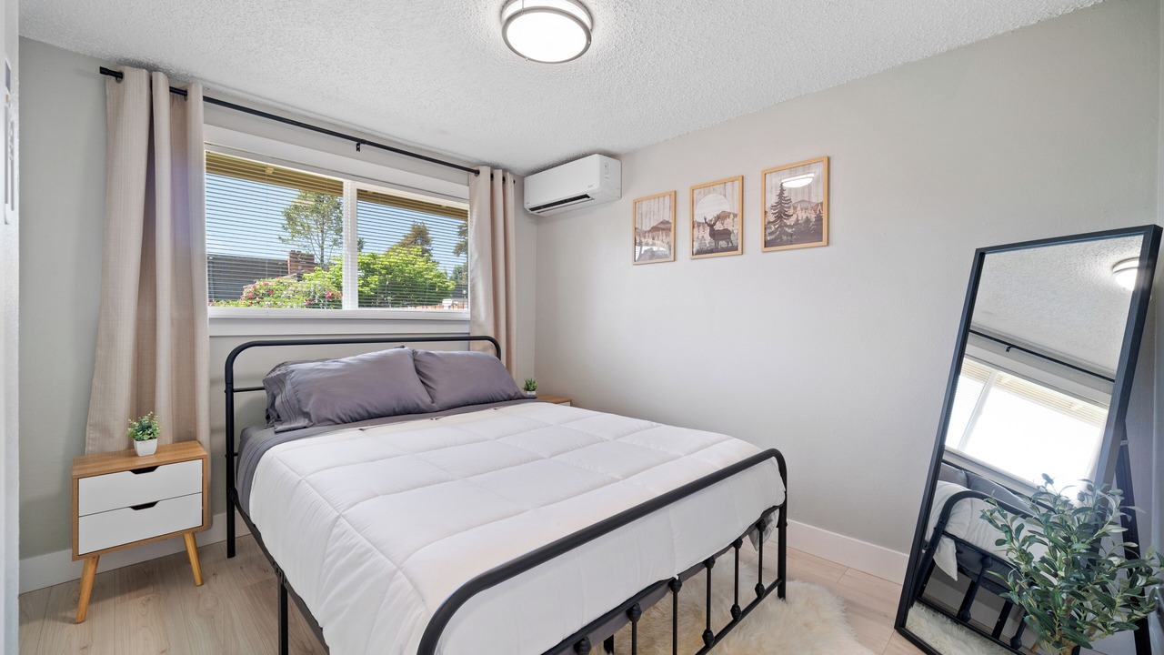 Photo of Bedroom in North Gresham