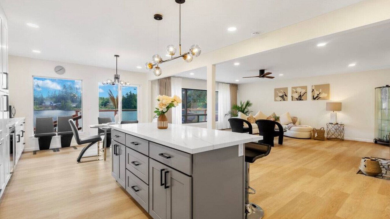 Photo of Others in Lakeland South