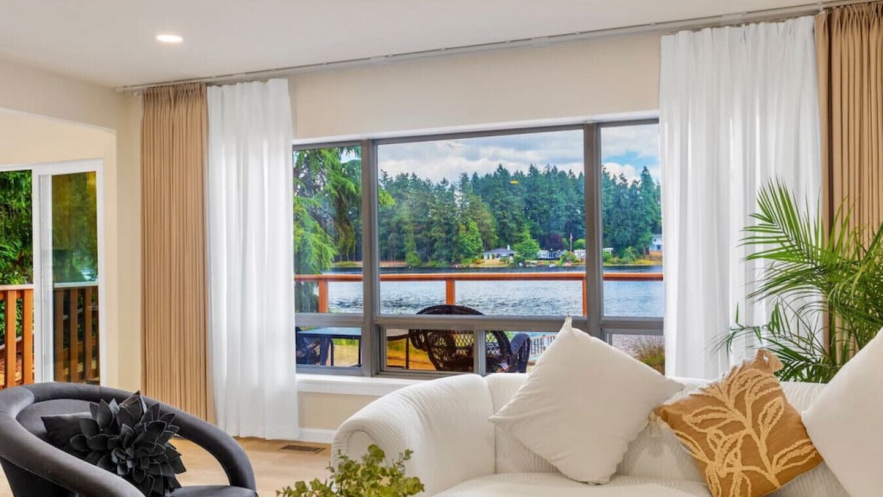 Photo of Livingroom in Lakeland South