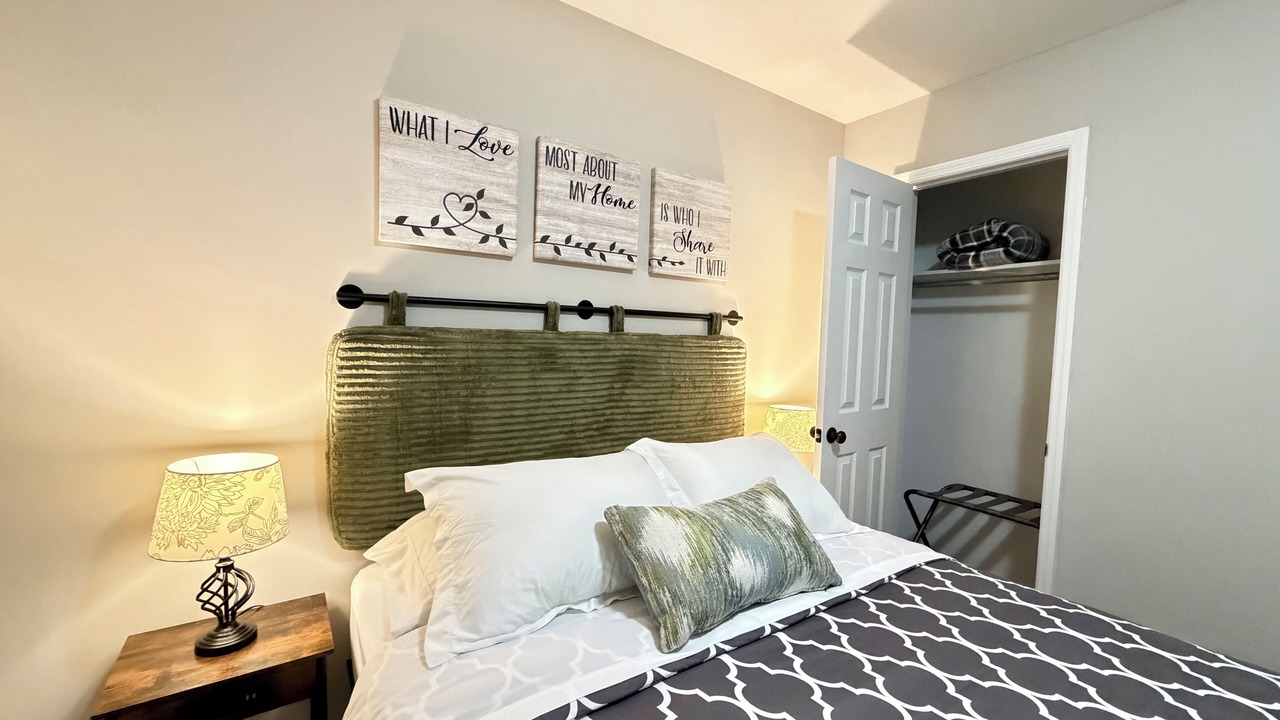 Photo of Bedroom in Gracewood