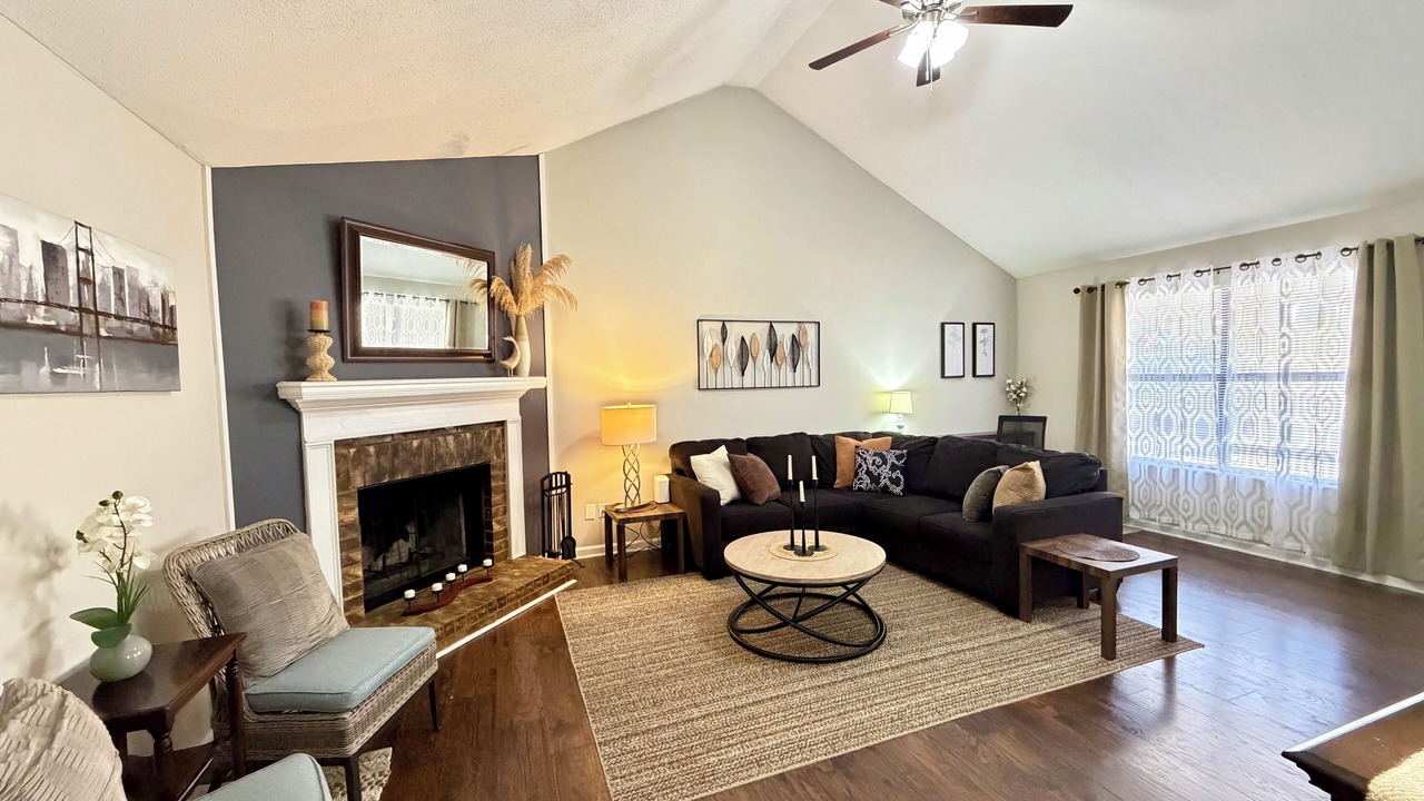 Photo of Livingroom in Gracewood