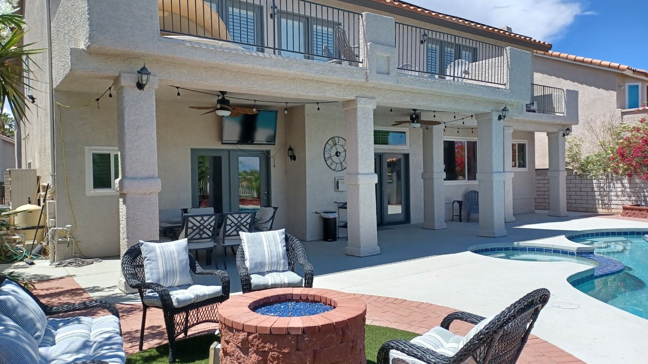 Photo of Outdoor in Green Valley