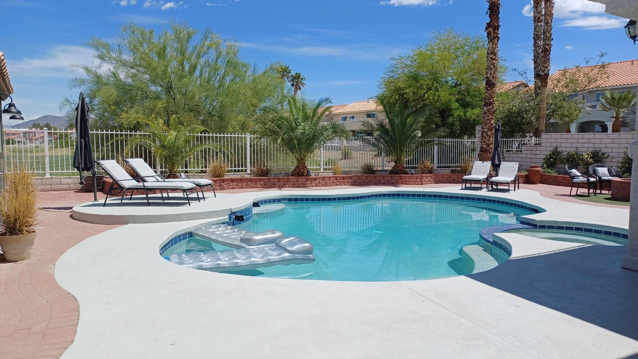 Photo of Outdoor in Green Valley