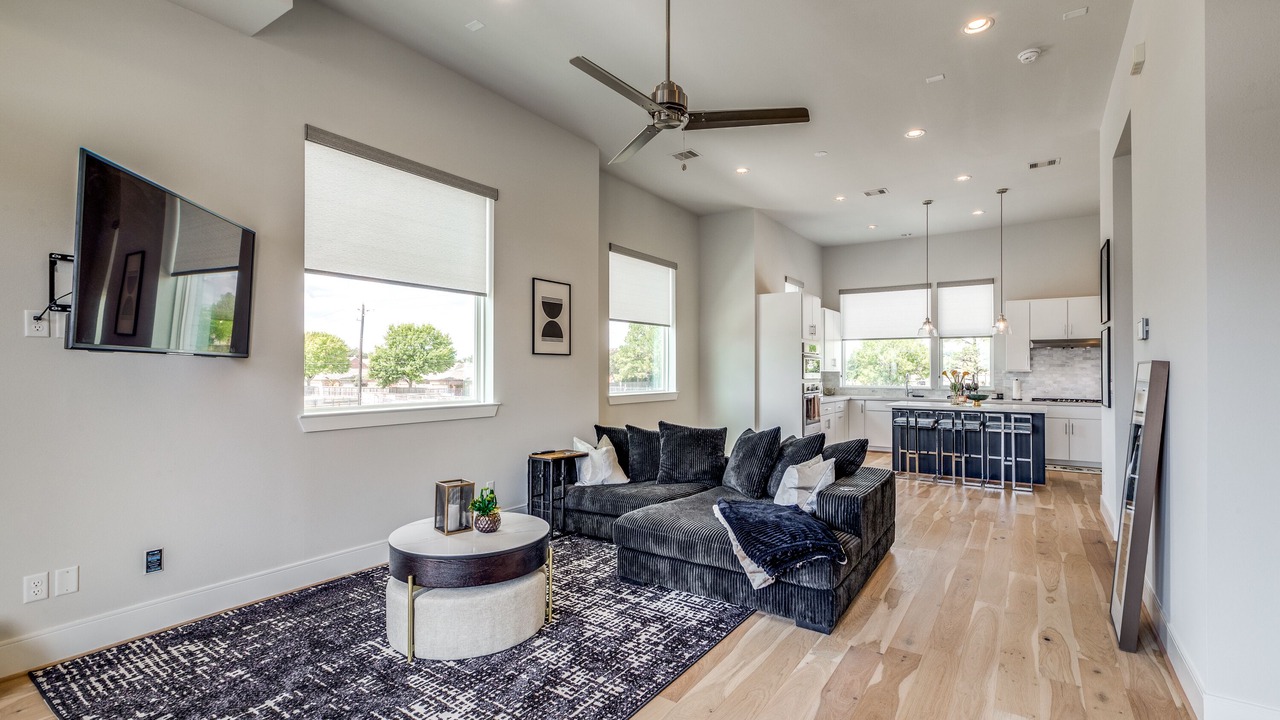 Photo of Livingroom in Spring Shadows