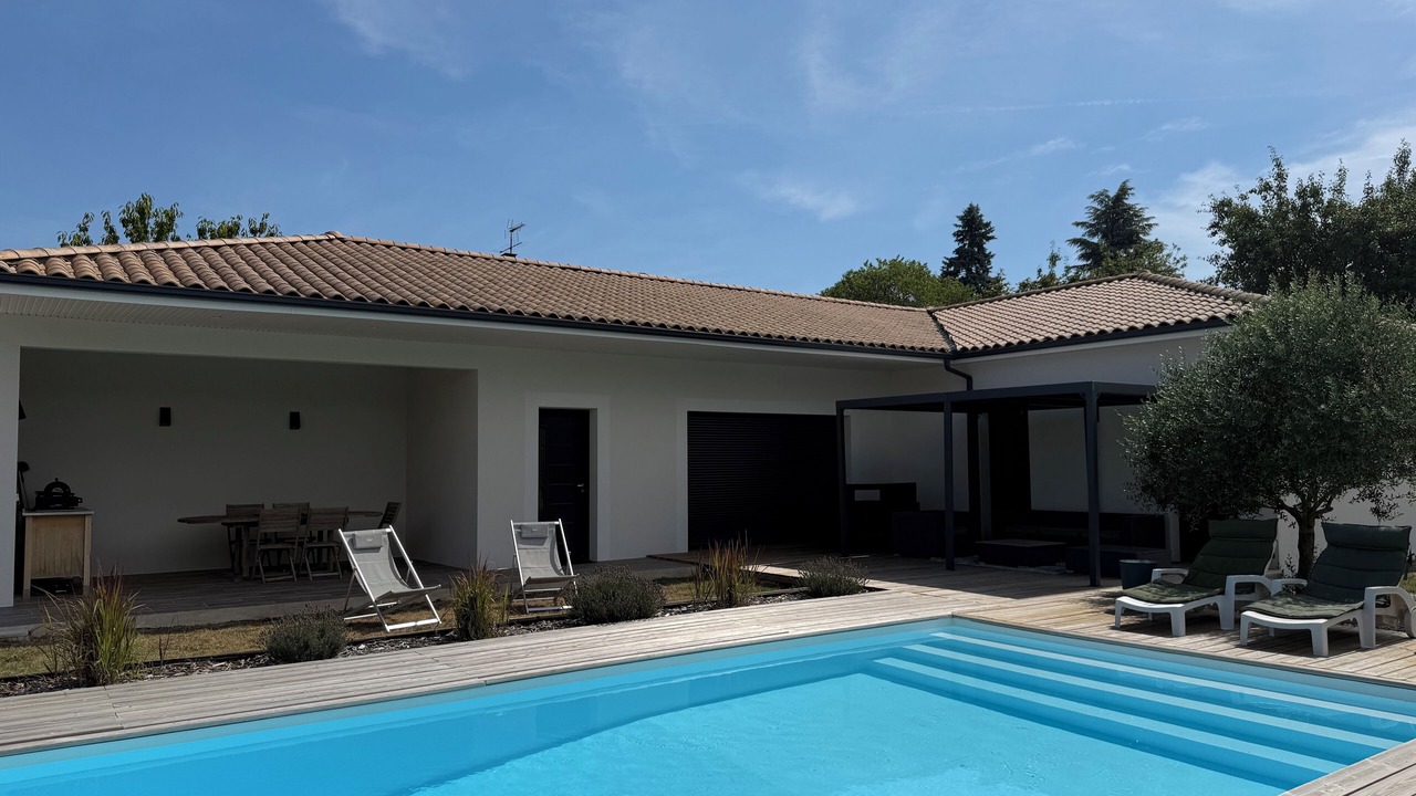 Photo of Outdoor in Champcevinel