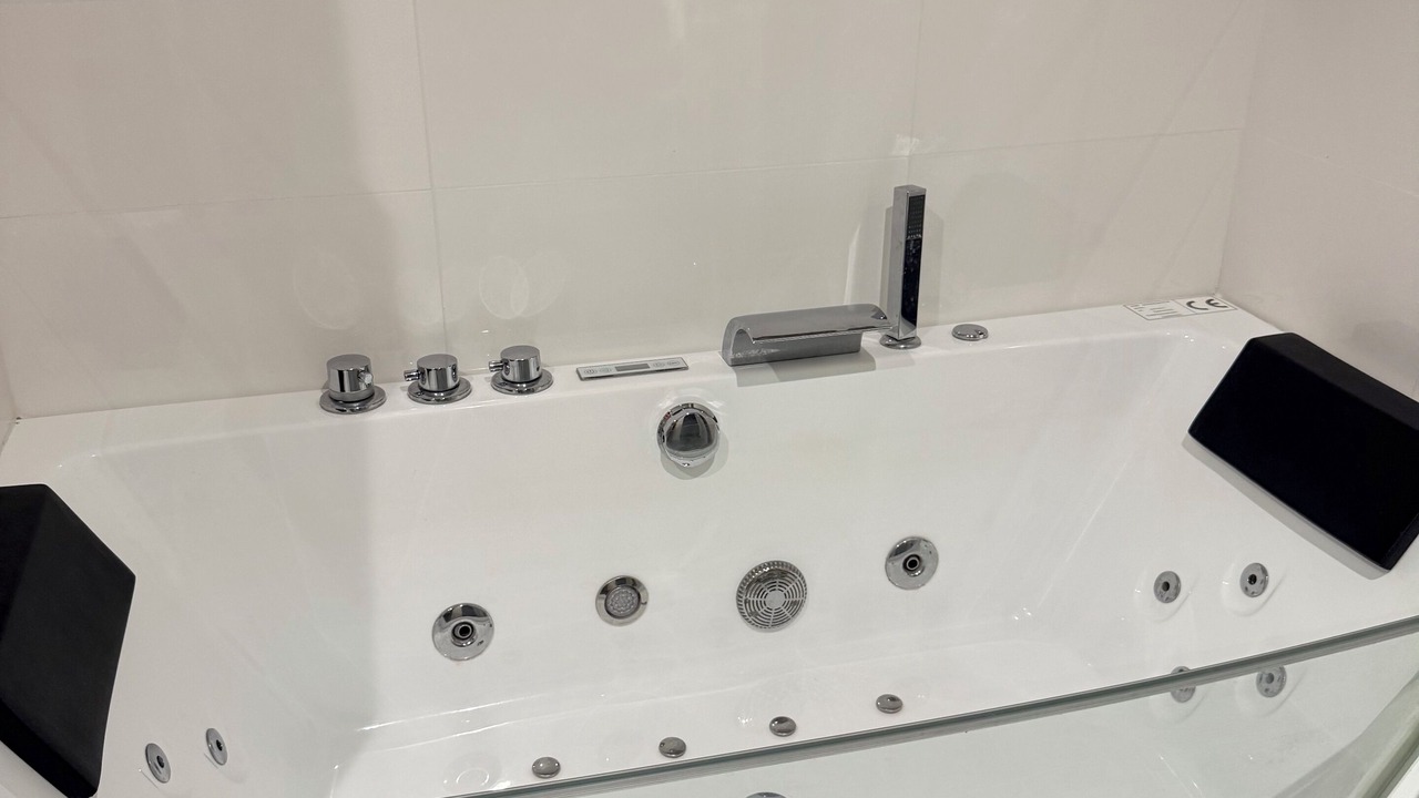 Photo of Bathroom in Champcevinel