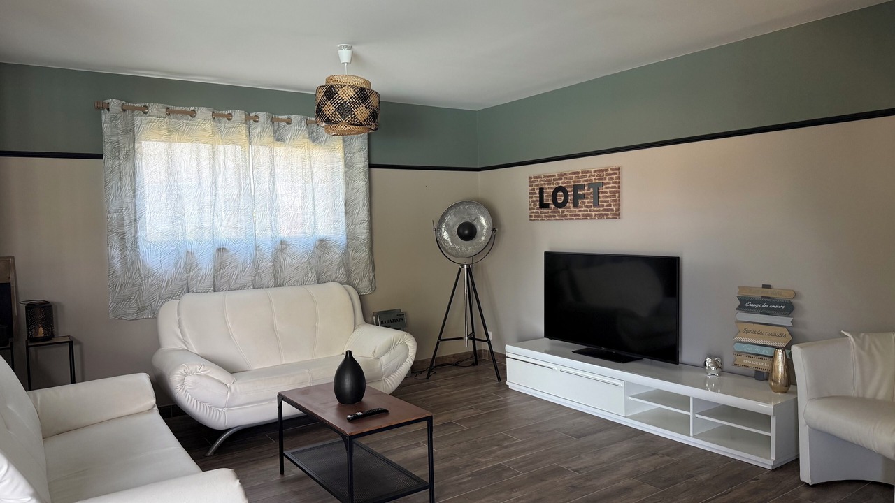 Photo of Livingroom in Champcevinel