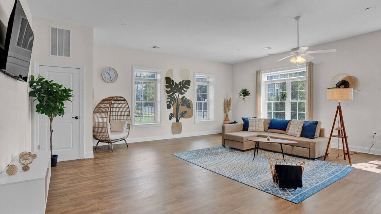 Photo of Livingroom in East Stroudsburg