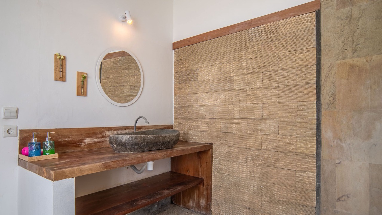 Photo of Bathroom in Selong Belanak