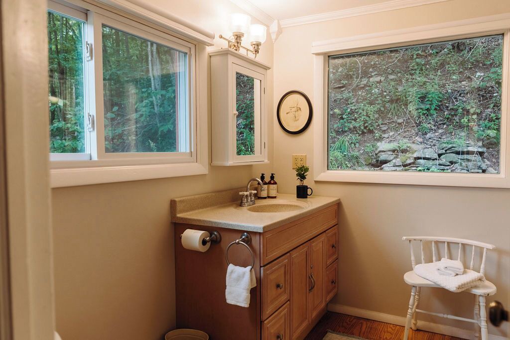Photo of Bathroom in Oliverea