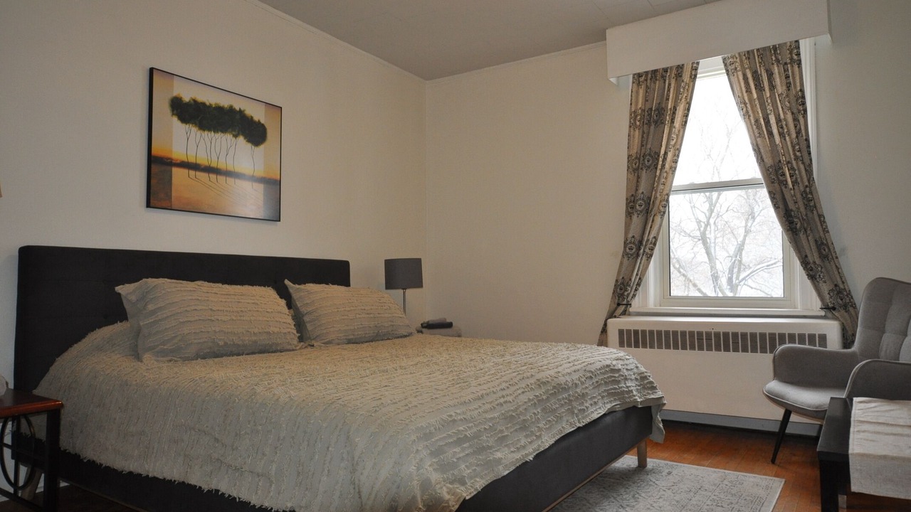 Photo of Bedroom in Meaford