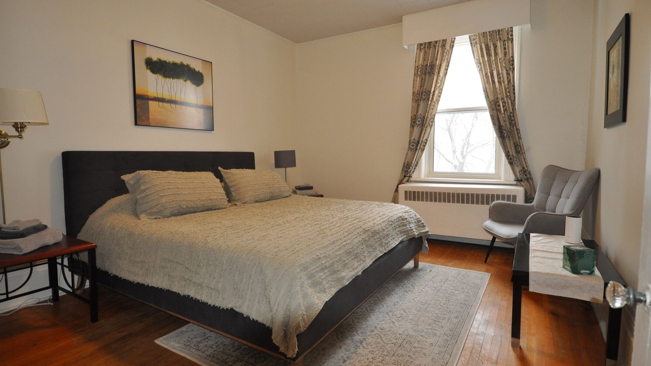 Photo of Bedroom in Meaford