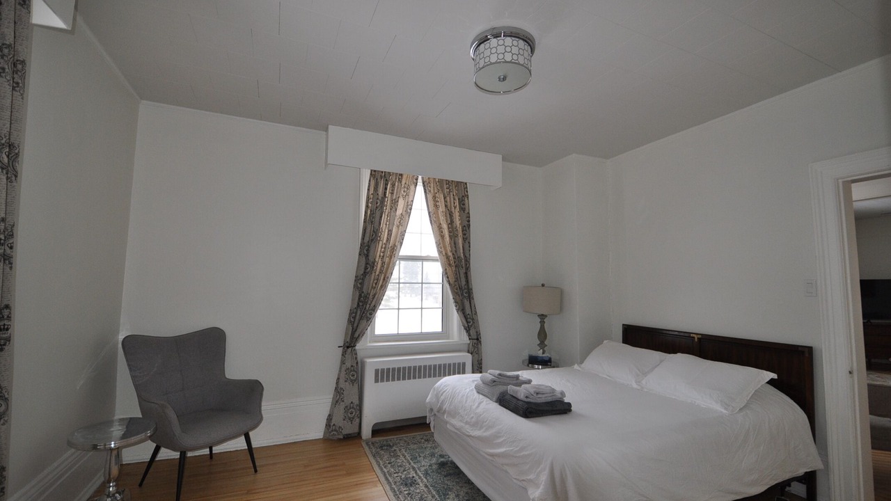 Photo of Bedroom in Meaford