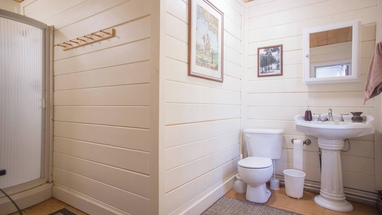 Photo of Bathroom in East Dorset