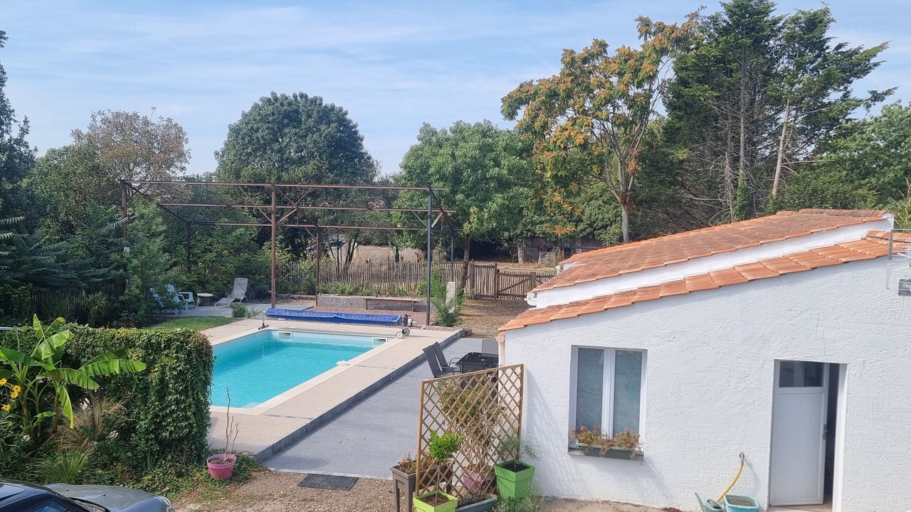 Photo of Outdoor in Grues